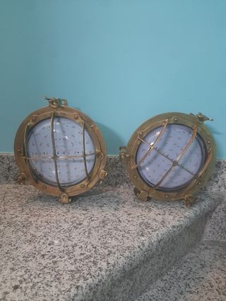 2 Focos náuticos antiguos