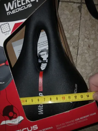 Sillín de trekking con espuma con.memori