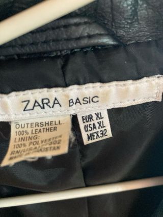 Chaqueta chica cuero negro