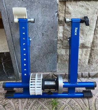 Soporte taller + Rodillo bicicleta