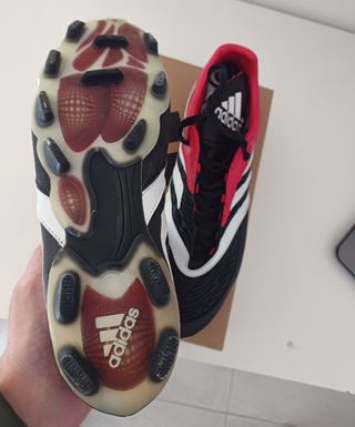 RARE Adidas Predator Karnivor TRX FG