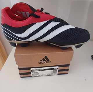 RARE Adidas Predator Karnivor TRX FG