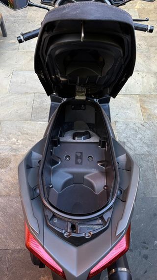 Yamaha XMAX TECH MAX 125cc, 2021