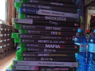 Pack 43 Juegos: Days Gone, Aliens vs Predator, Doo