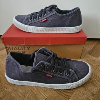 Zapatillas Levi’s Malibu hombre gris T44 nuevas