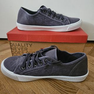 Zapatillas Levi’s Malibu hombre gris T44 nuevas