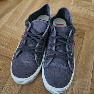 Zapatillas Levi’s Malibu hombre gris T44 nuevas