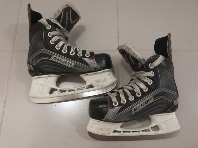 Patines hielo Bauer junior.