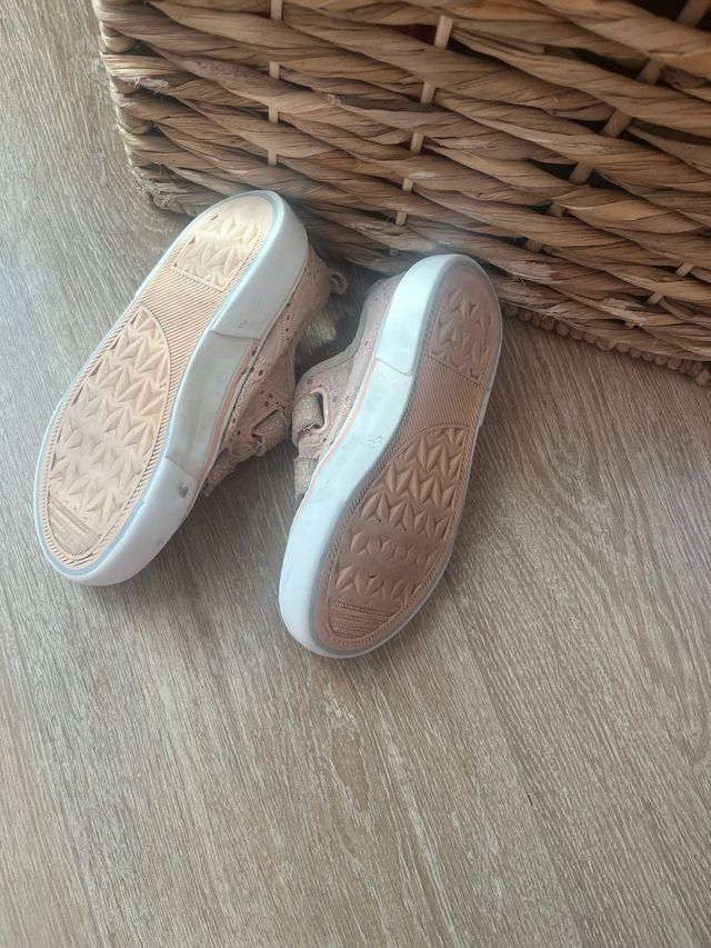 Zapatillas lona con cierre de velcro niña talla 28