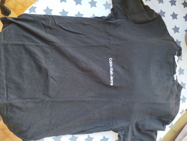 Camiseta Calvin Klein roja - Talla M