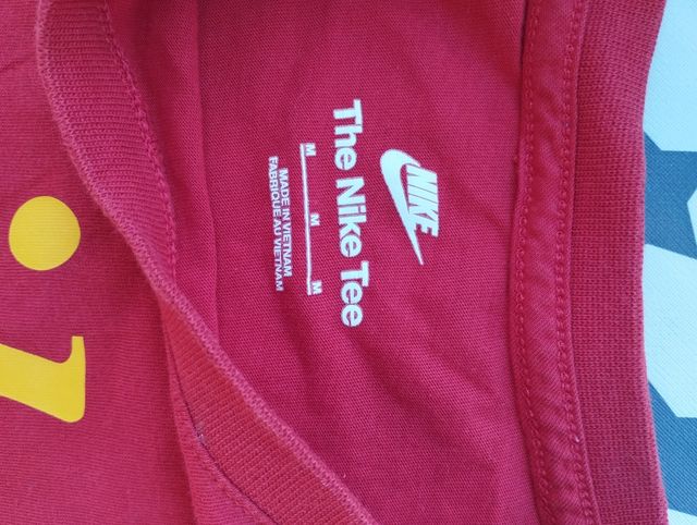 Camiseta Nike roja - Talla M