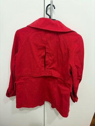 Chaqueta roja Zara Basic