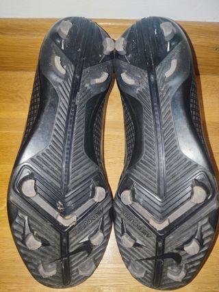 NIKE MERCURIAL