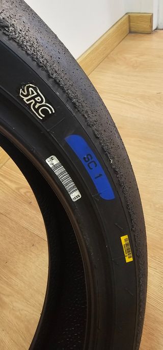13 neumaticos Pirelli sb sc1 120 70 17 TRASEROS