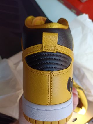 Nike Dunk High Wu-Tang amarillas