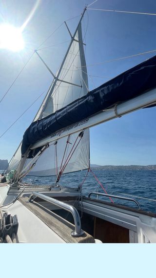 Velero Bavaria 36 - Altea
