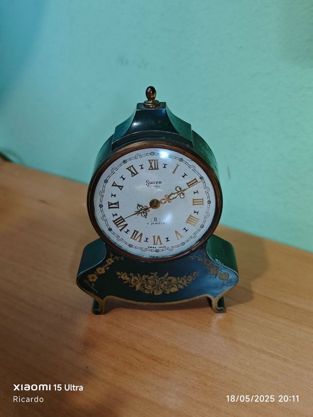 Orologio da tavolo svizzero antico Accetto lo scambio