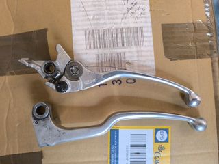 Manetas YZF R6 (99-02)