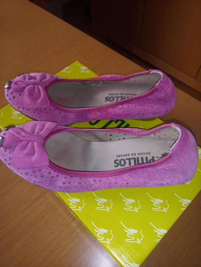 Zapatos de ante color fucsia