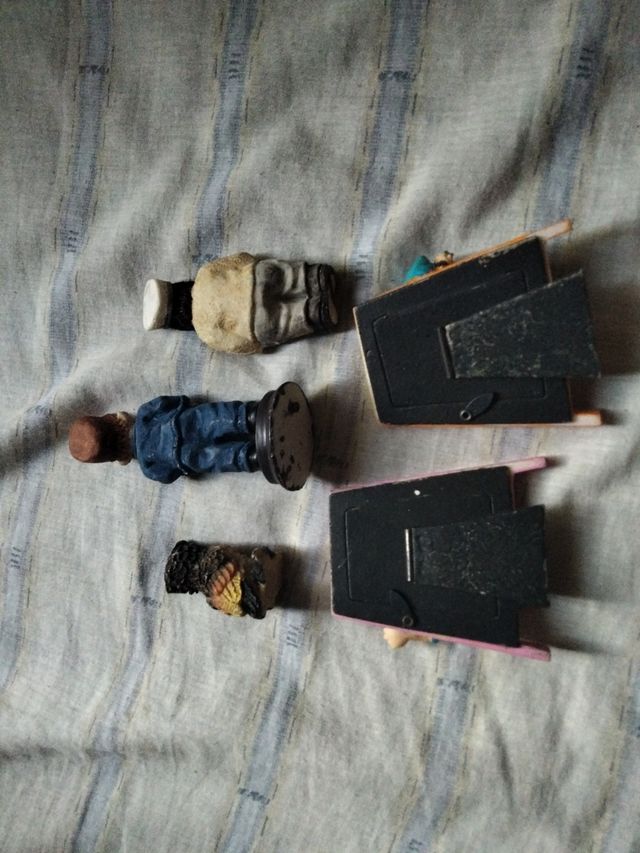 Figuras y portafotos decorativos