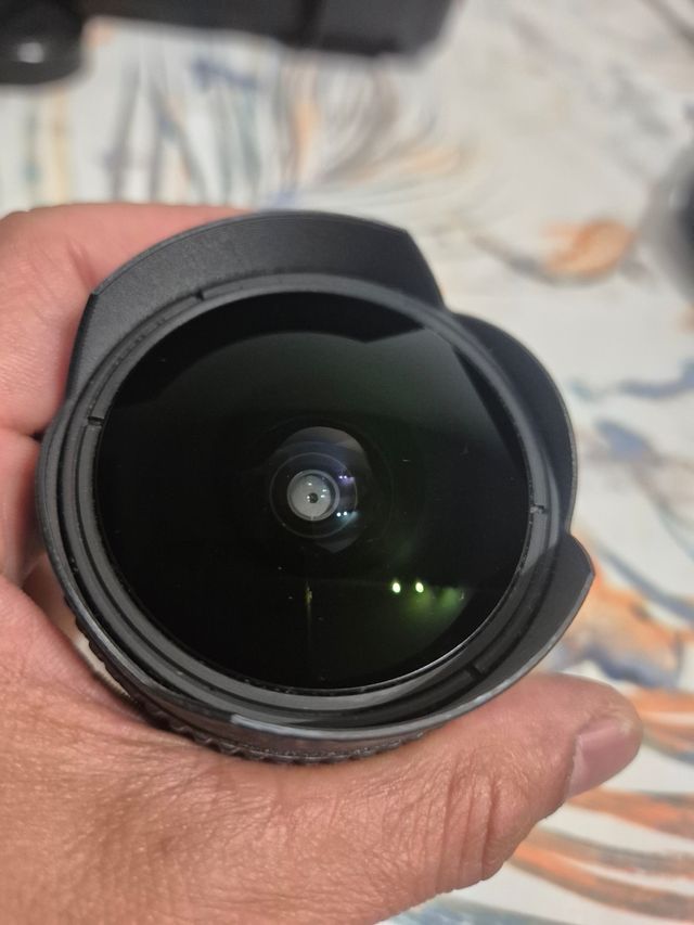 Objetivo NIKON 16mm f/2.8D FX