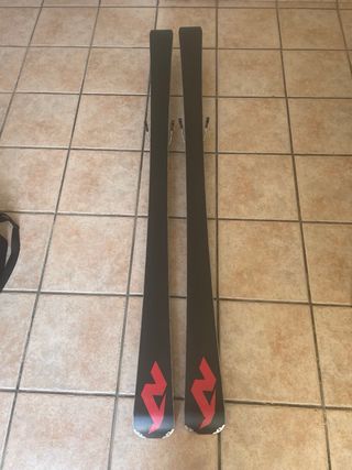 Esquis Nordica Fire Arrow 76 TI