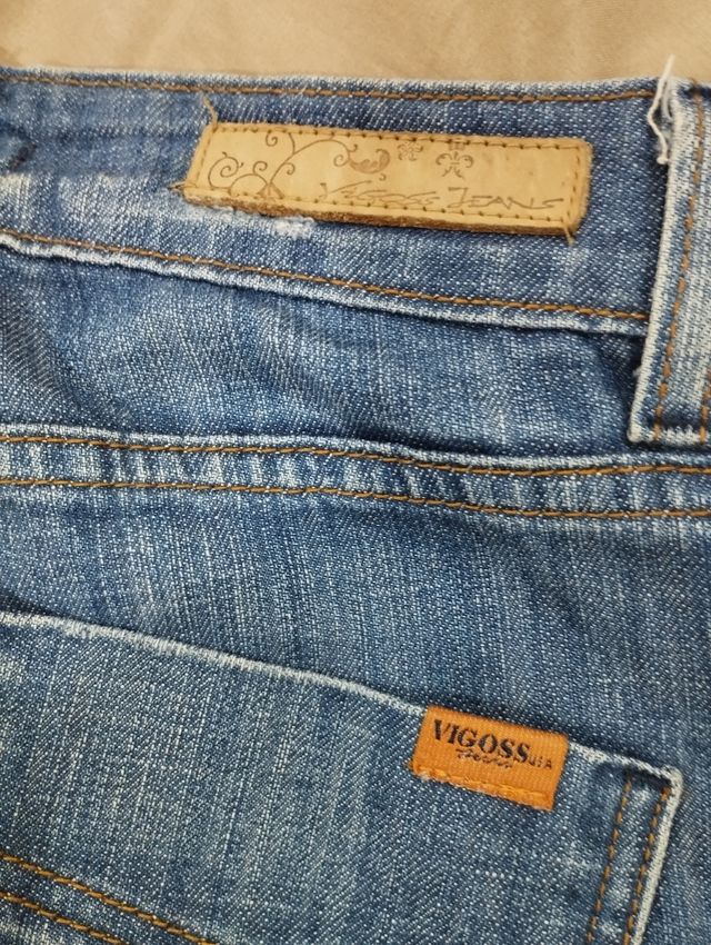 Calças de ganga da Vigoss número 27