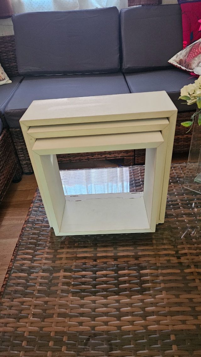 Conjunto de 3 estantes cuadrados