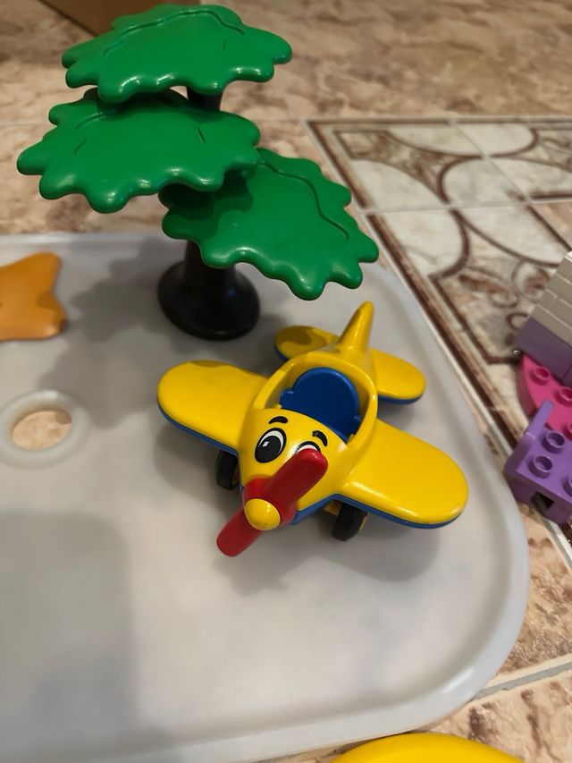 Lego Duplo Aviones y Castillo