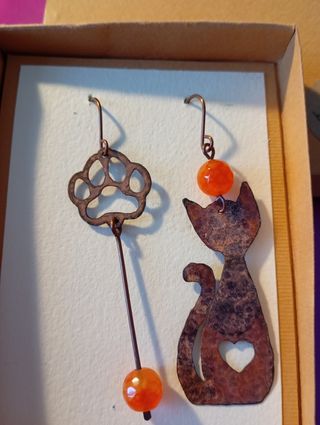 Orecchini Gatto e Zampa, in rame.
