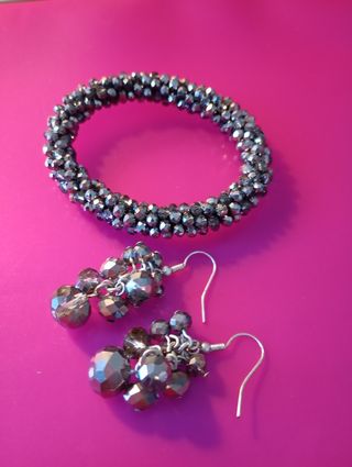 Bracciale e orecchini