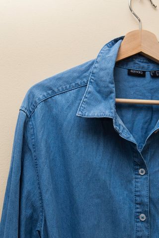 Vestido camisero en denim de Esmara