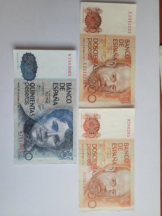 BILLETES 500 Y 200 PESETAS