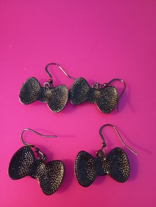 Orecchini fiocco strass rossi e argento