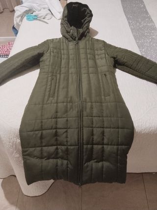 Abrigo acolchado verde oliva