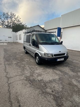 Furgoneta Ford Transit 6 plazas