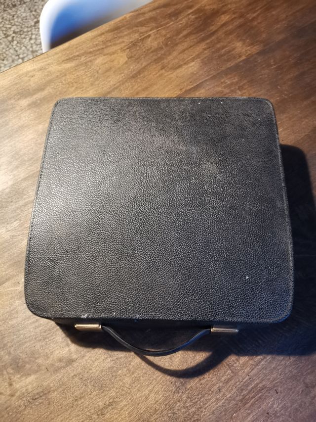 Macchina da scrivere Olympia De Luxe