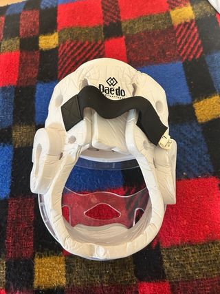 Casco taekwondo