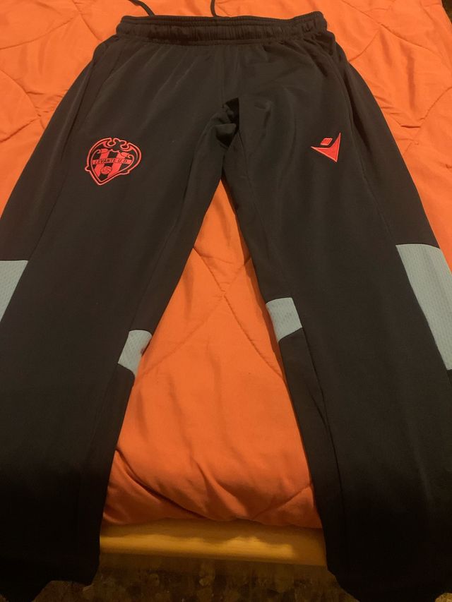 Pantalon chandal Levante cf 