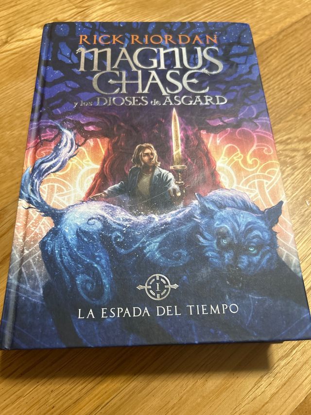 La espada del tiempo / The Sword of Summer (Ser...