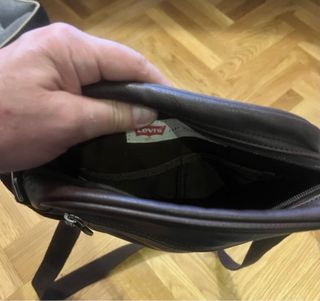 Bolso bandolera Levis Nuevo en piel