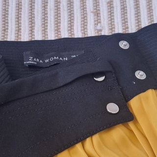 Falda plisada Zara