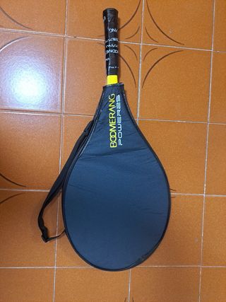 Raqueta de tenis ,marca BOOMERANG.