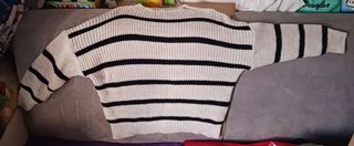 Maglione a righe bianco e nero