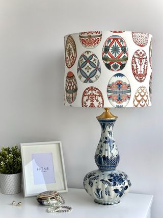 Lampada Delft con base in ceramica degli anni '70
