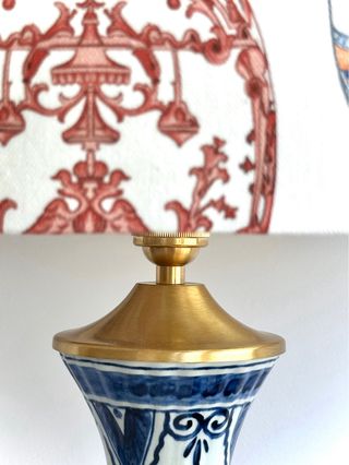 Lampada Delft con base in ceramica degli anni '70