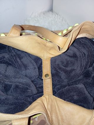 Bolso maxi , marca Ikks ( amplio )