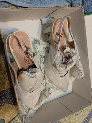 Zapatos pitillo 37 tacones plata