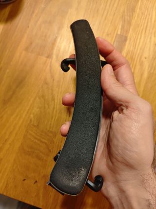 Kun apoyo de violín 4/4 con patillas abatibles