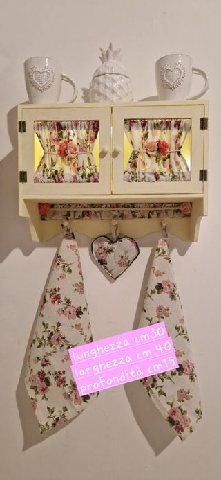 Vetrinetta shabby chic in legno